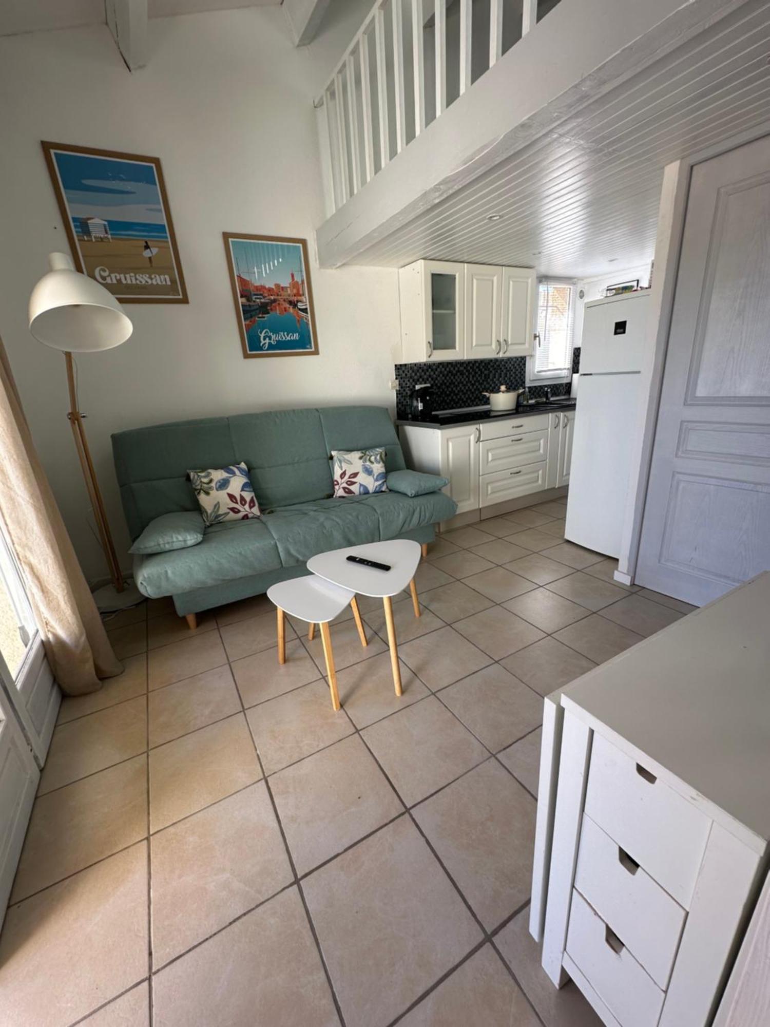 La Discrete Toute Equipee Avec Piscine Gruissan Extérieur photo